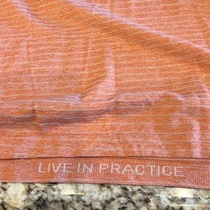 Men’s Lululemon dry fit tshirt